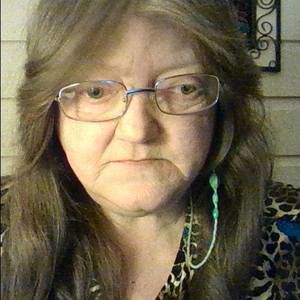 Meet your Posher, Lydia